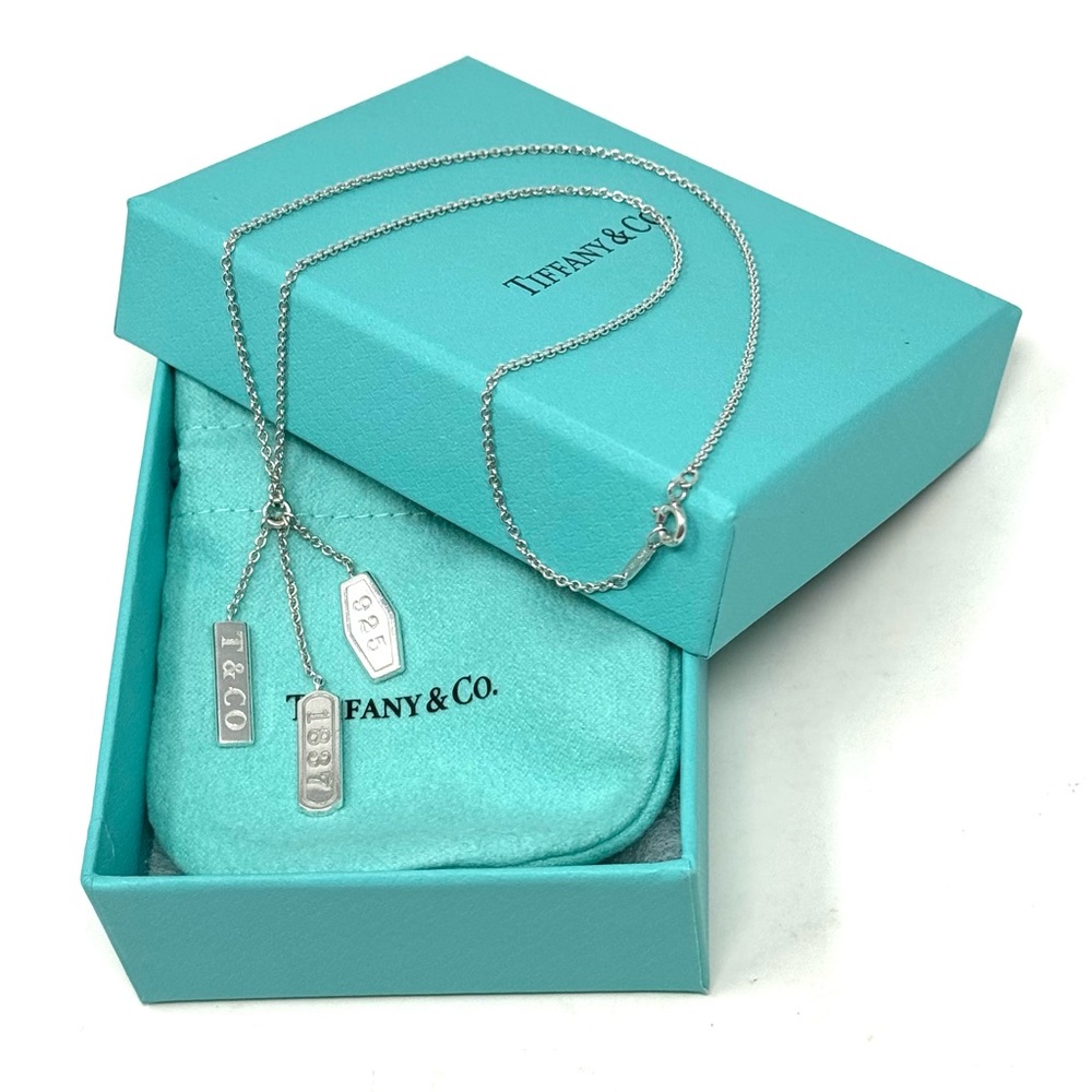 Authentic Tiffany & Co 1837 Dangling Lariat Pendant Necklace.